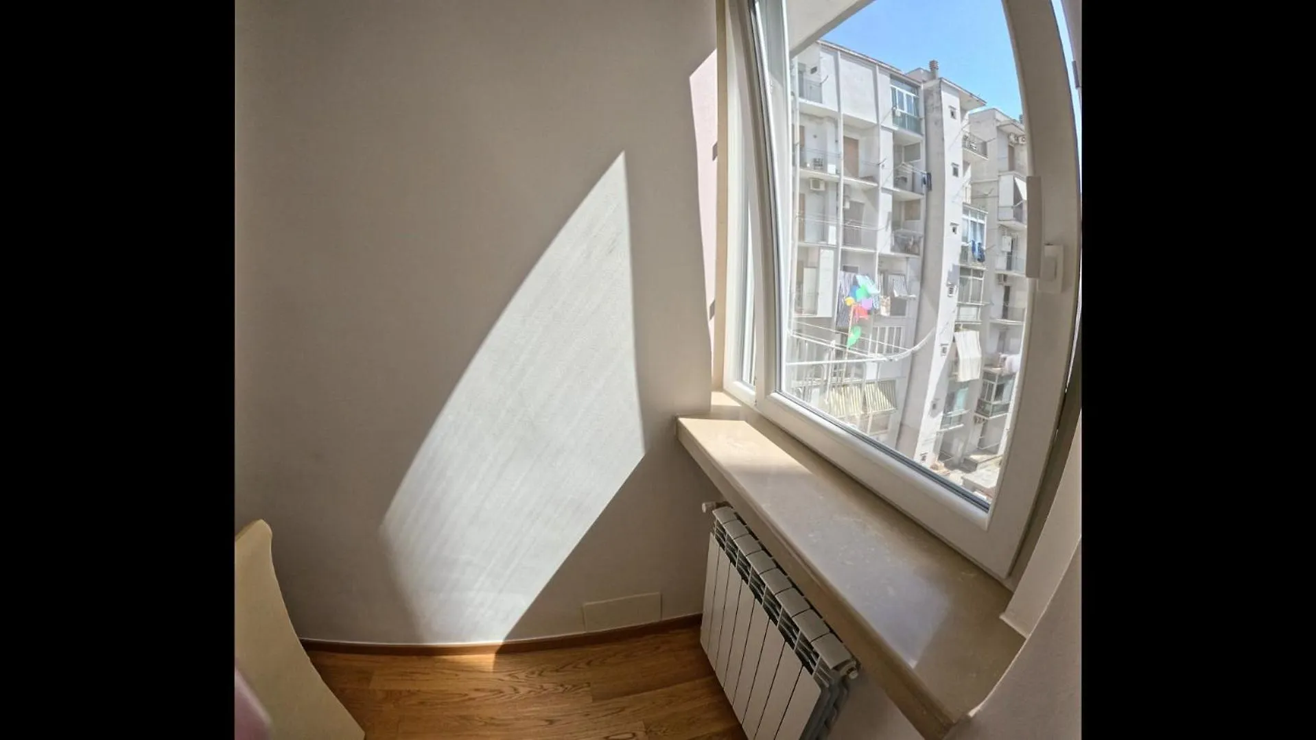 New Rooms Center Bari 0*,  Italia